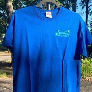 Scentsy Short Sleeve T shirt.